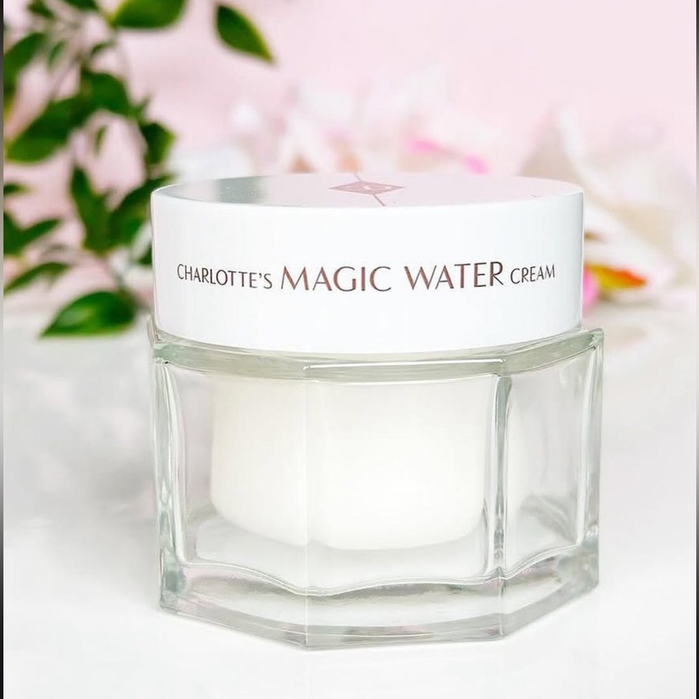💦 CHARLOTTE TILBURY Magic Water Cream - 30ml - Picture 5 of 6